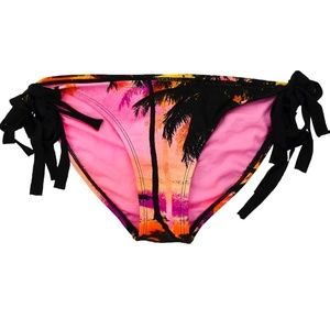 ❗3/$18❗🍁XS Mudd bikini bottoms